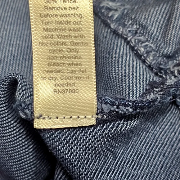 Classic Long Sleeve Denim Dress - Picture 7 of 12